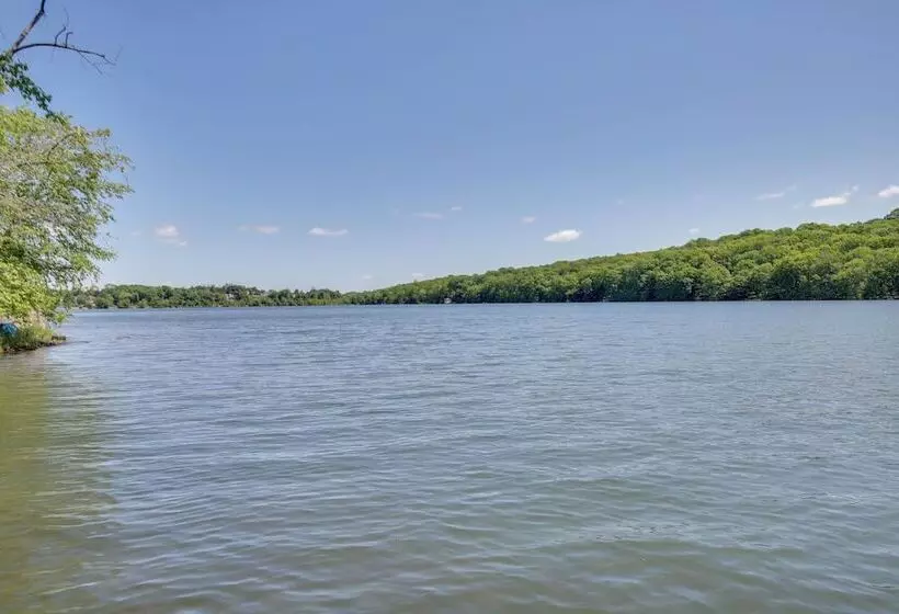 Relaxing New York Home W/ Boat Dock & Lake View!