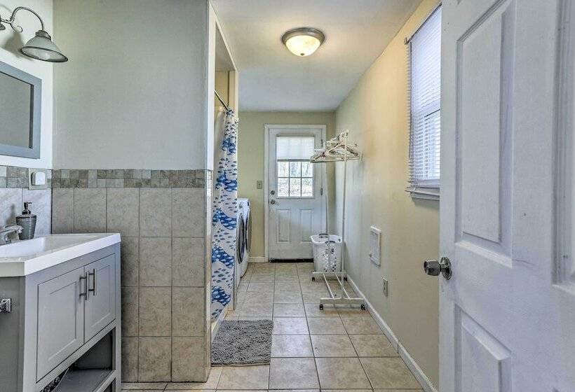 Relaxing New York Home W/ Boat Dock & Lake View!