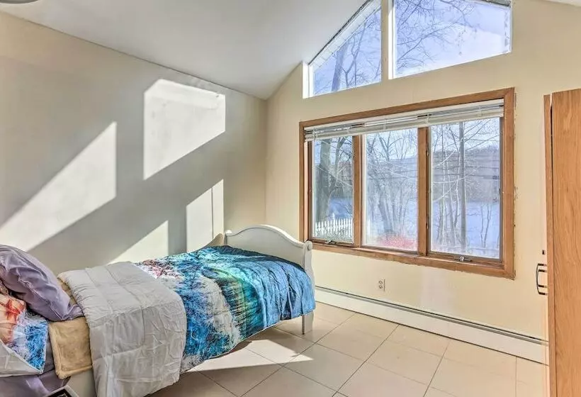 Relaxing New York Home W/ Boat Dock & Lake View!