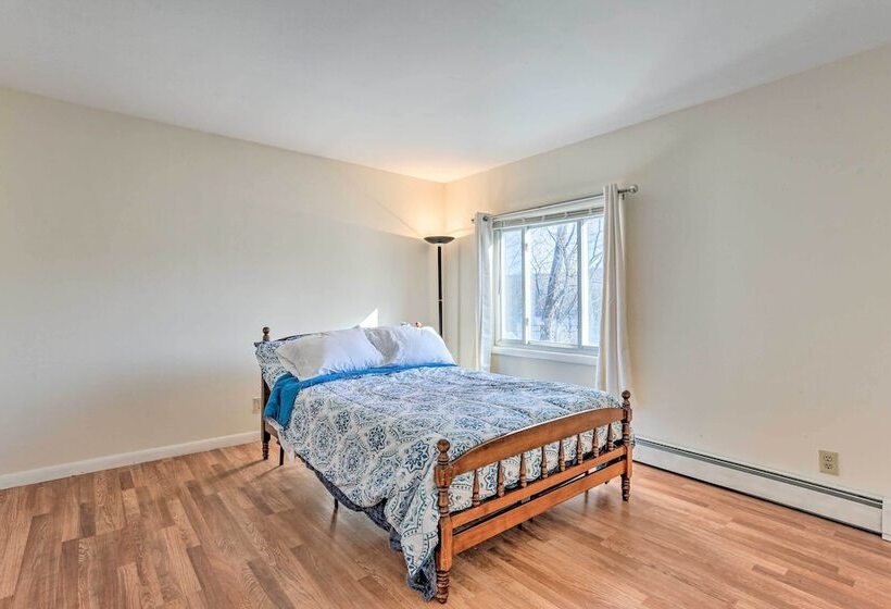 Relaxing New York Home W/ Boat Dock & Lake View!