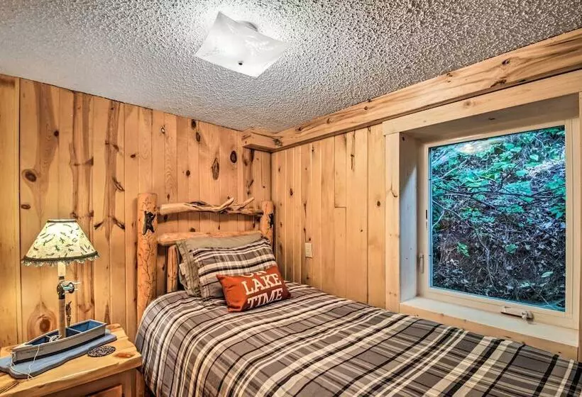 Rustic Mcgregor Retreat On Big Sandy Lake!