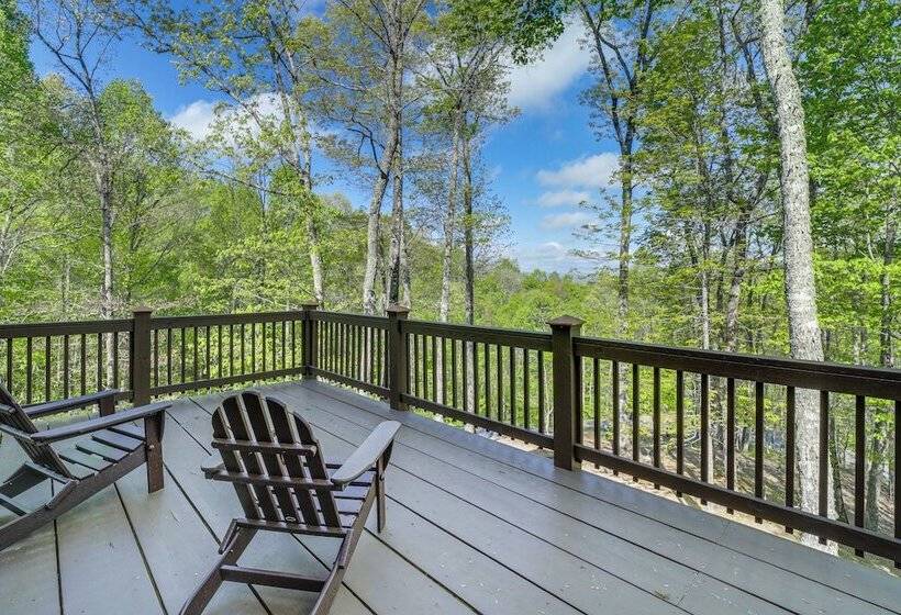 Hot Tub & Fire Pit: Secluded Gem In Franklin