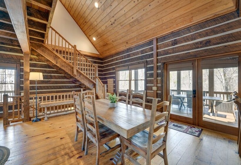 Hot Tub & Fire Pit: Secluded Gem In Franklin