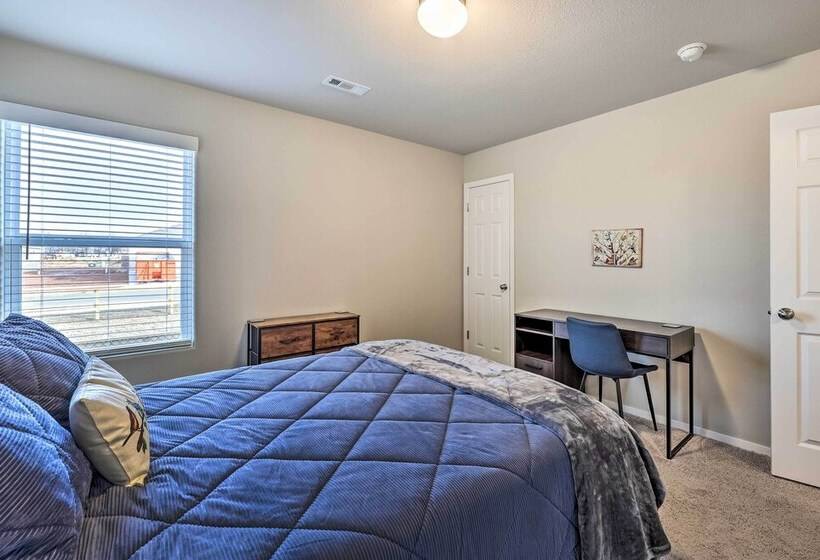 Siloam Springs Home, Close To Parks & Trails!