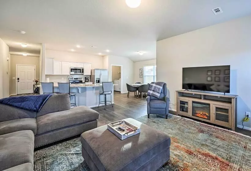 Siloam Springs Home, Close To Parks & Trails!