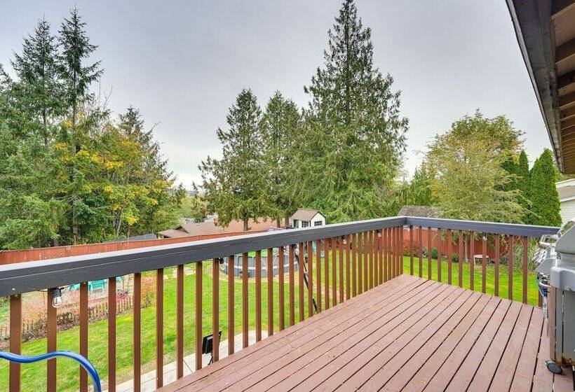 Mount Vernon Home W/ Private Hot Tub