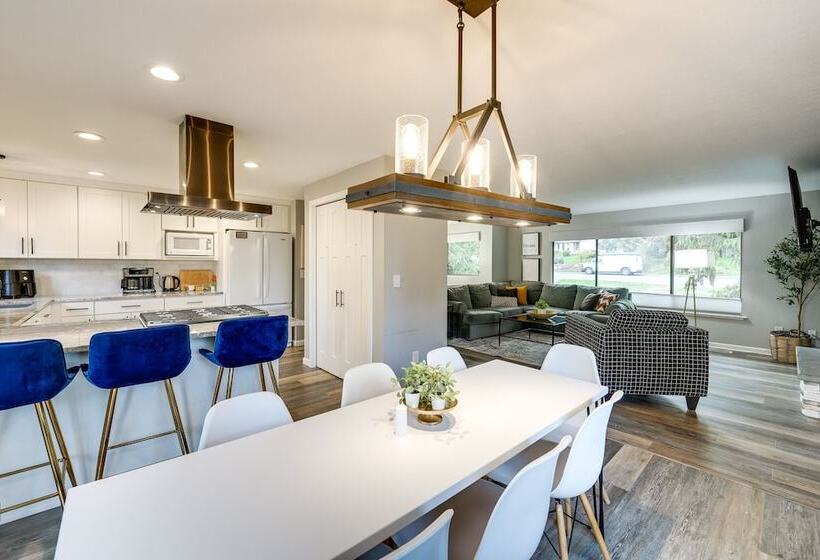 Mount Vernon Home W/ Private Hot Tub