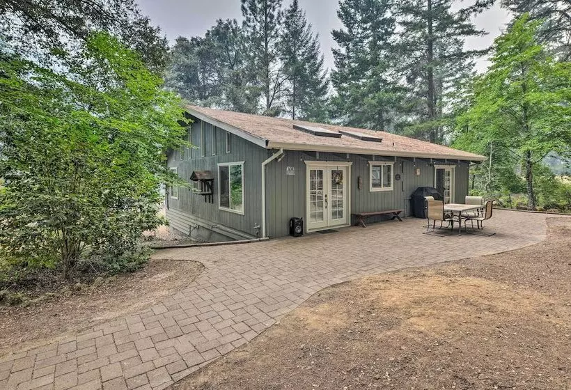 Step Free Hawkins Bar Home Near Trinity River