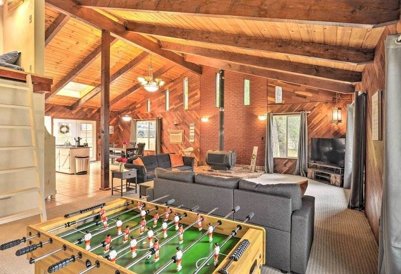 Step Free Hawkins Bar Home Near Trinity River