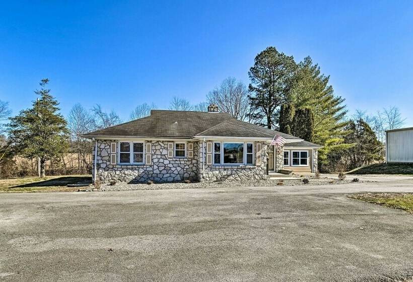 The Mammoth Cave Rock House Near Nat L Park