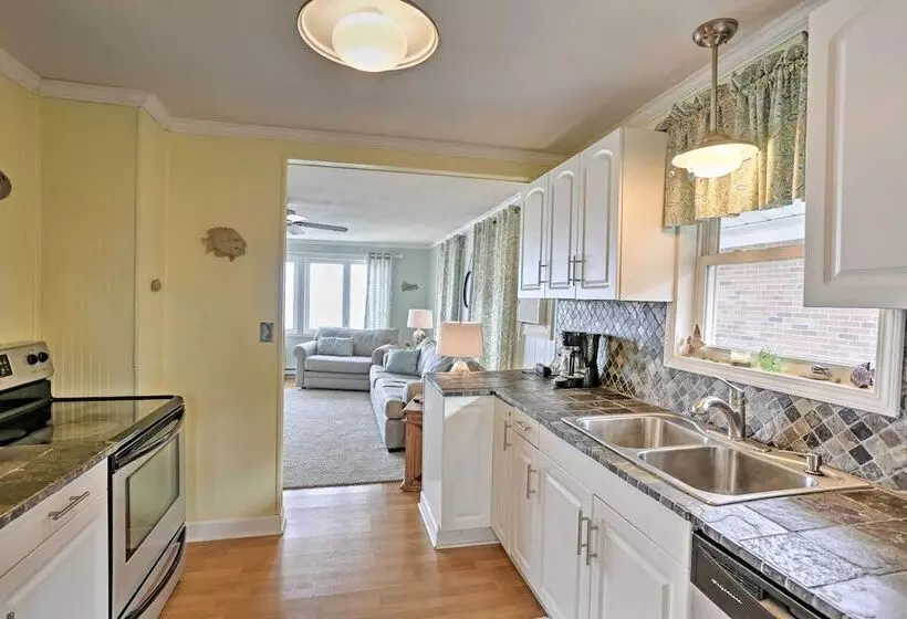 Waterfront Oak Harbor Home On Lake Erie W/ Views!