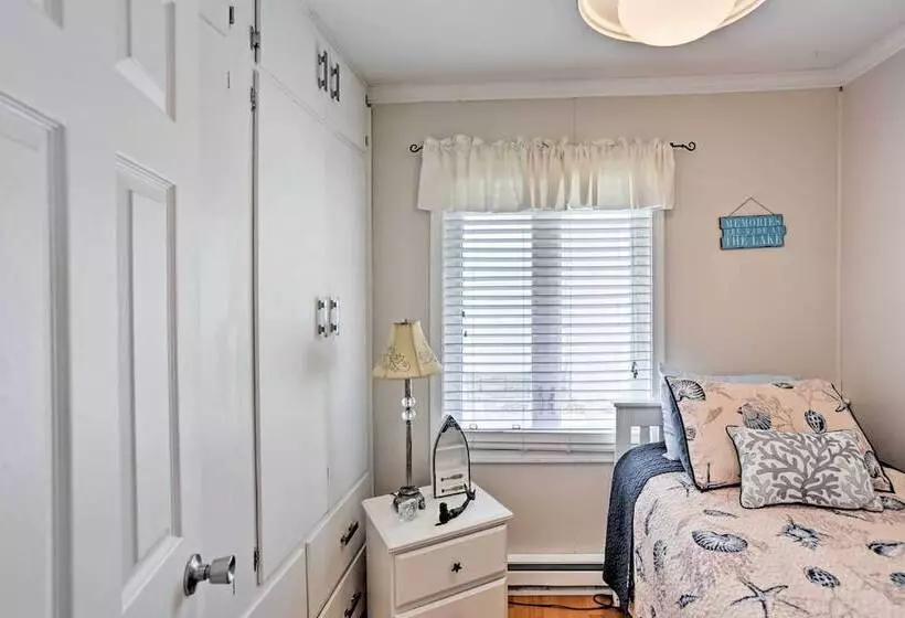 Waterfront Oak Harbor Home On Lake Erie W/ Views!