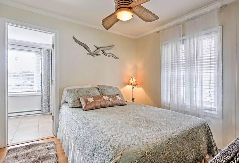 Waterfront Oak Harbor Home On Lake Erie W/ Views!