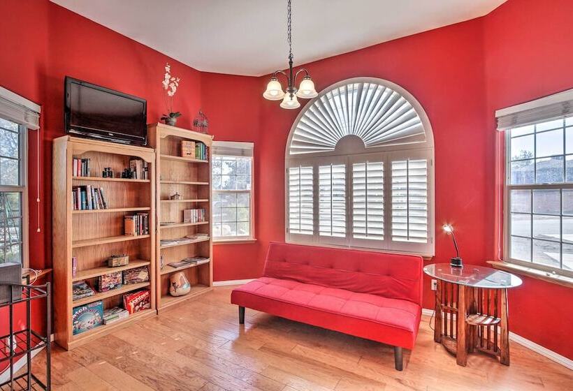 Welcoming Tehachapi Home W/ Deck & Grill!