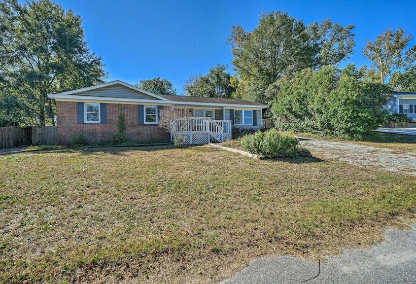 Wilmington Home Close To Beach + Boardwalk!