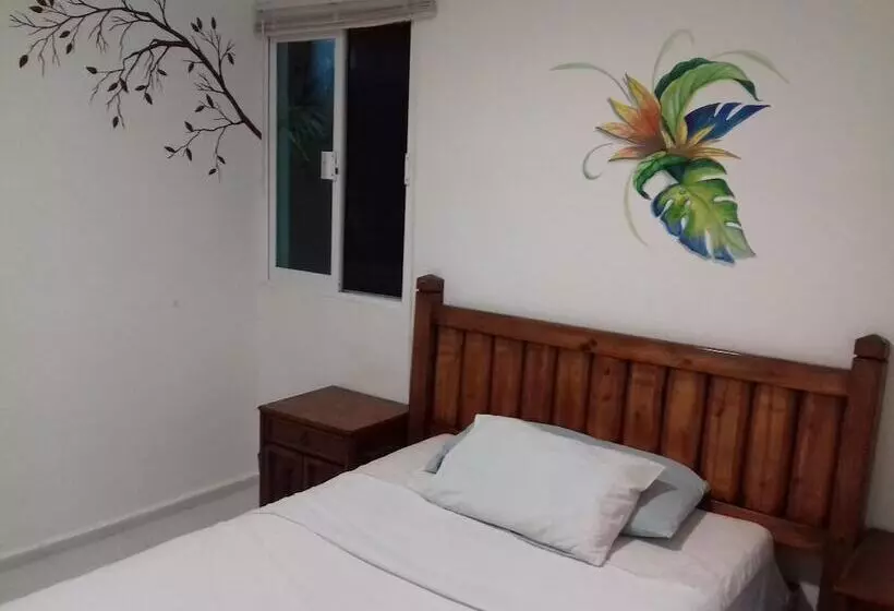 Hostel Punta Sam