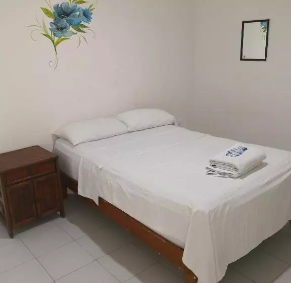 Hostel Punta Sam