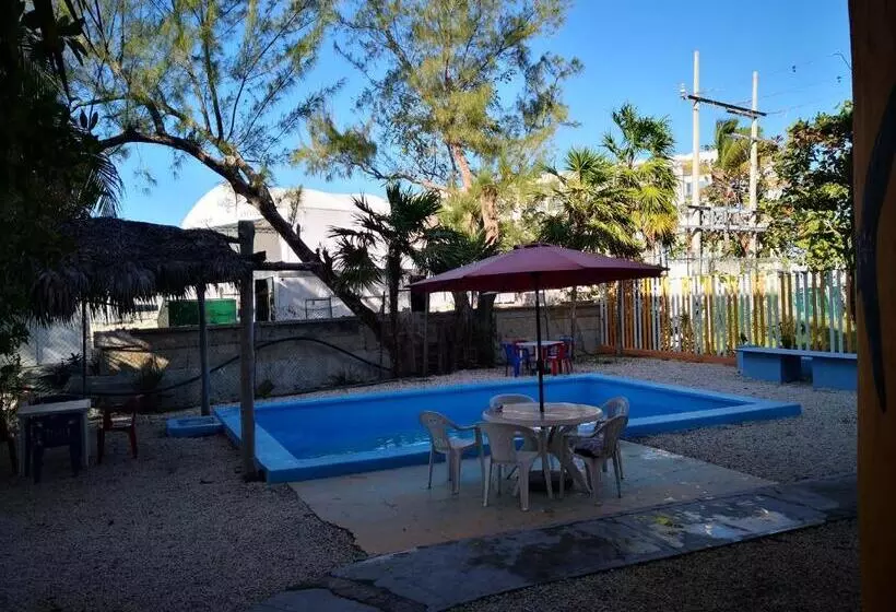 Hostel Punta Sam
