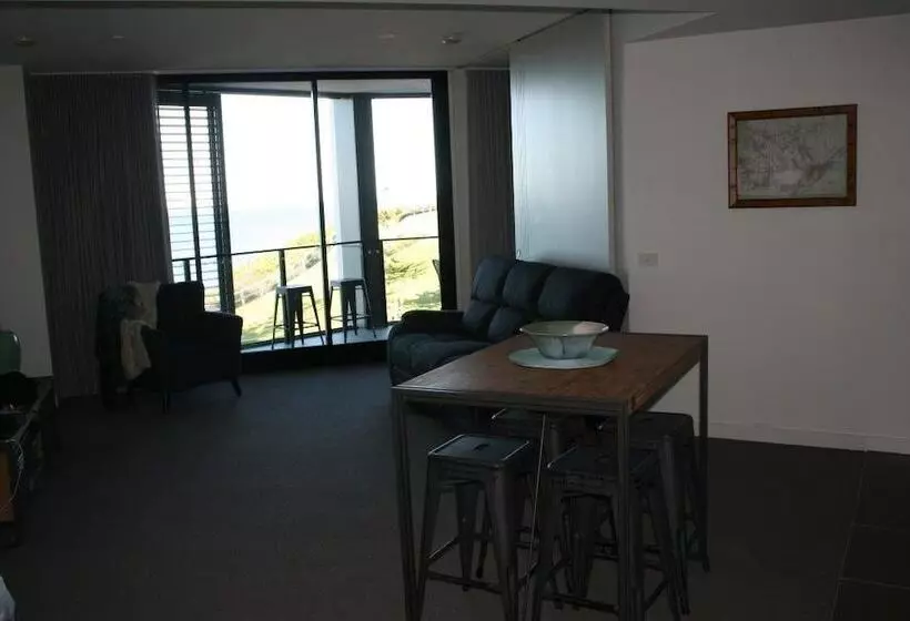 Apartment On King Street