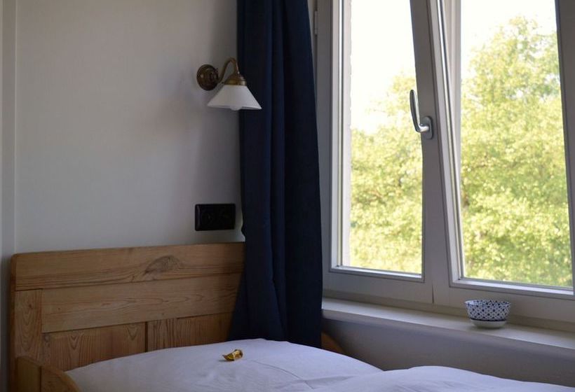 فندق فئة نجمة واحدة Burger Fährhaus