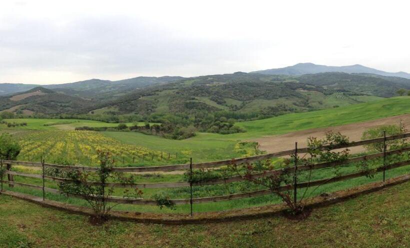 酒店 Agriturismo Podere Del Vescovo