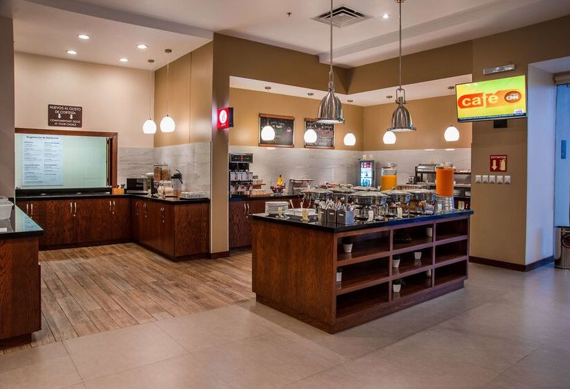 هتل Best Western Plus Chihuahua Juventud