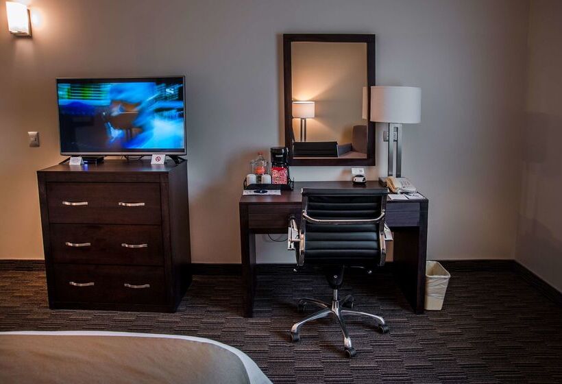 هتل Best Western Plus Chihuahua Juventud