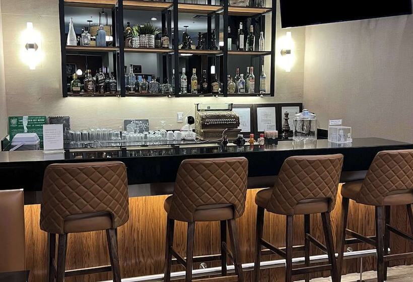 هتل Best Western Plus Chihuahua Juventud