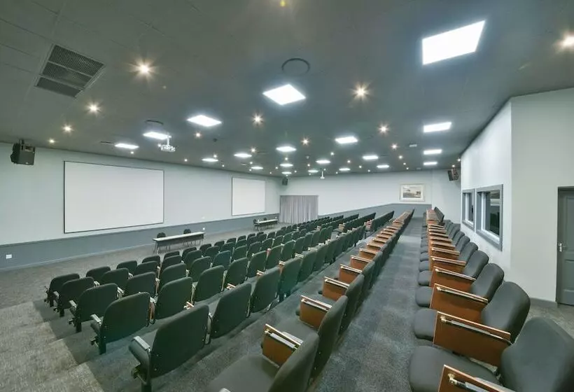 Birchwood Hotel And Or Tambo Conference Centre