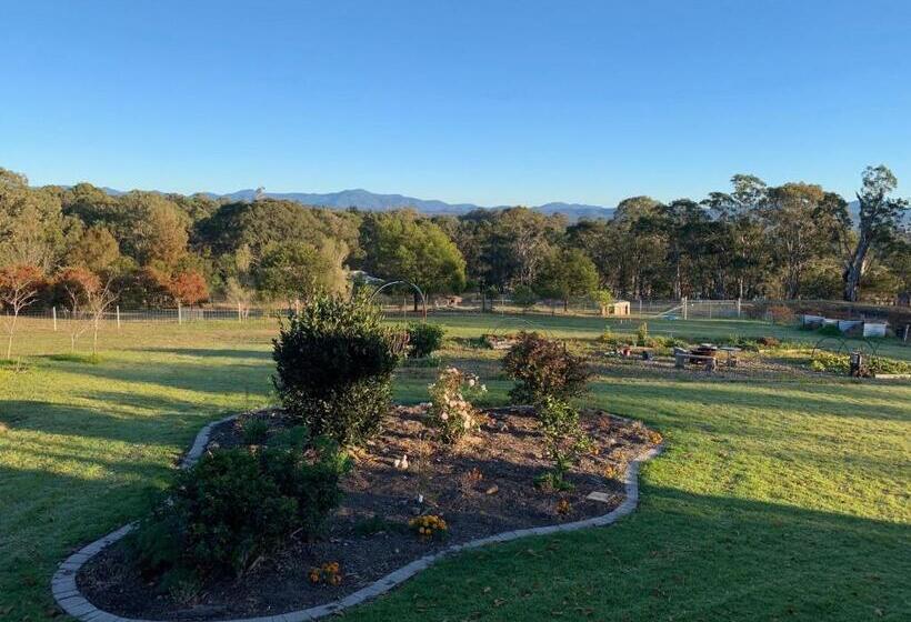 فندق Bryn Glas Farm Stay