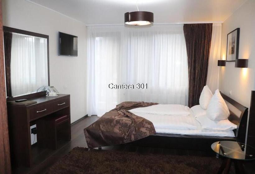 בית מלון כפרי Complex Cochet