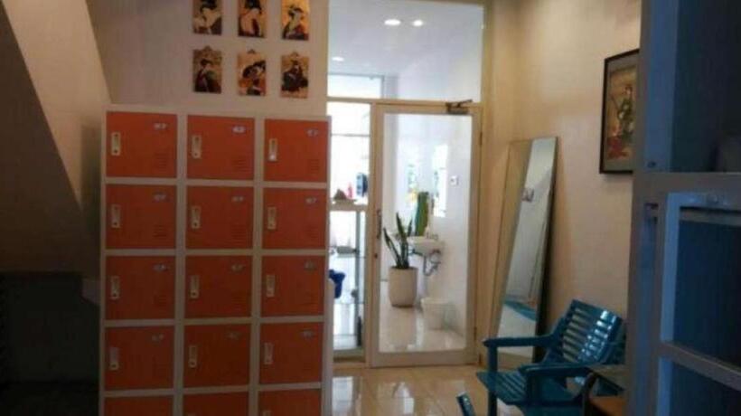 Капсульный Oтель Butik Capsule Hostel