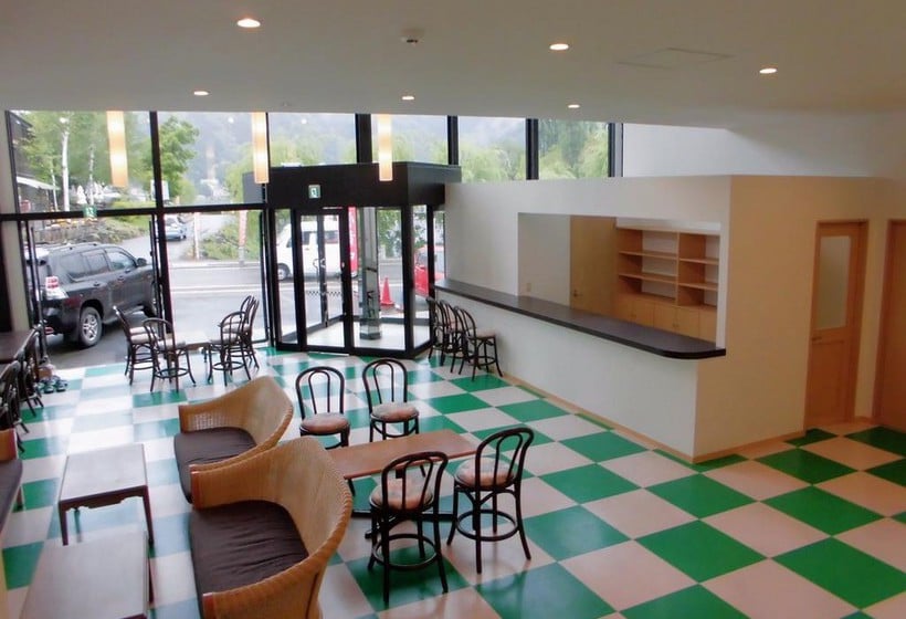 מלון כמוסות Capsule Inn Fujisan