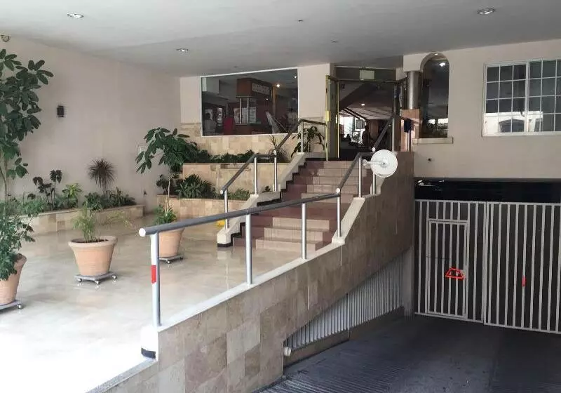 هتل Enterprise Inn Plaza