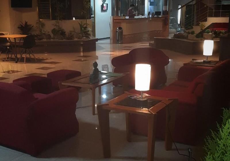 هتل Enterprise Inn Plaza