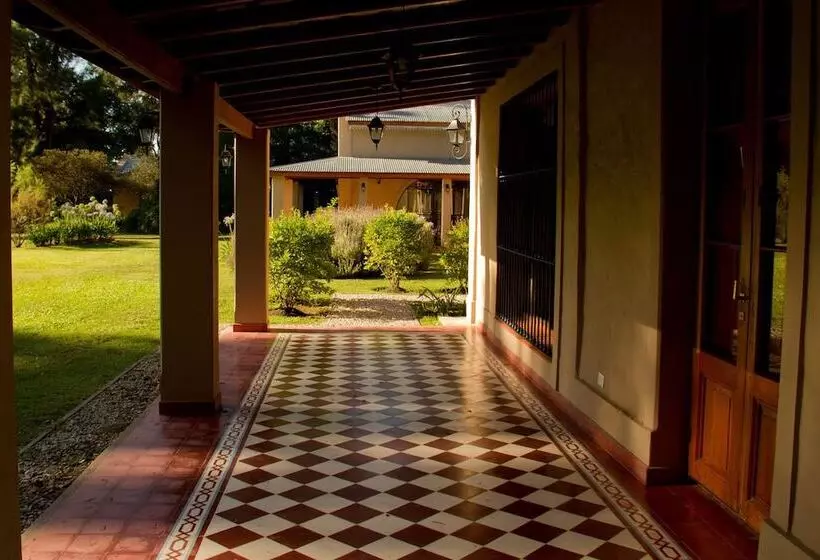 ホテル Estancia Monte Viejo