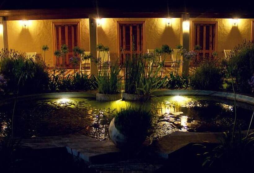 ホテル Estancia Monte Viejo