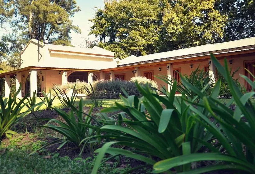 ホテル Estancia Monte Viejo