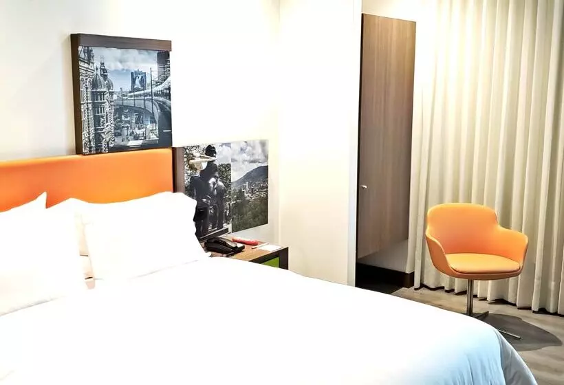 Hotelli Hampton By Hilton Bucaramanga