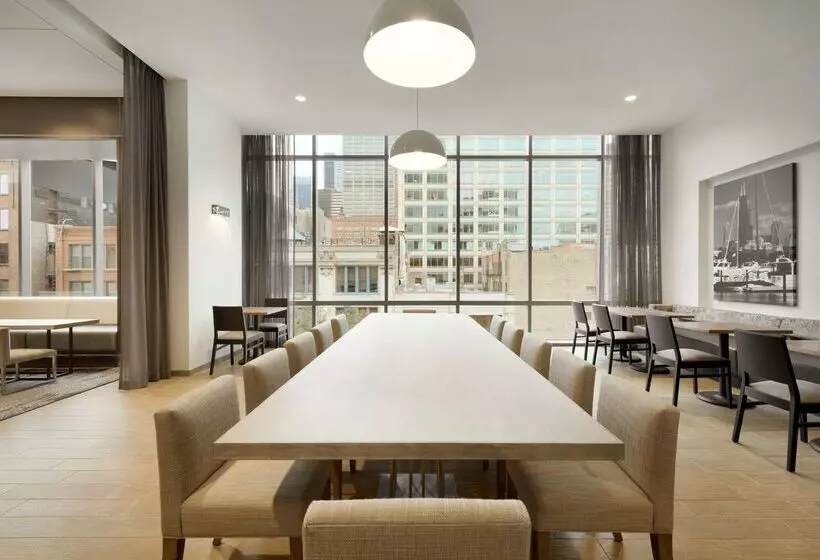 Hotelli Hampton Inn Chicago West Loop Fulton Market Area