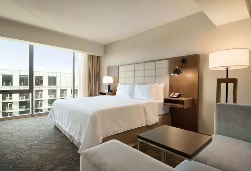 هتل Hampton Inn Chicago West Loop Fulton Market Area