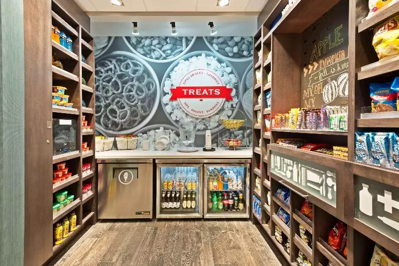 ホテル Hampton Inn & Suites North Huntingdonirwin