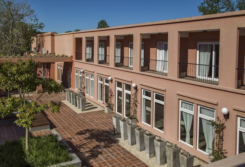 Otel Howard Johnson Chascomus