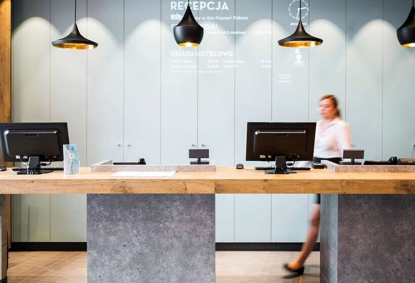 호텔 Ibis Poznan Polnoc