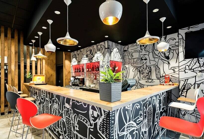 호텔 Ibis Poznan Polnoc