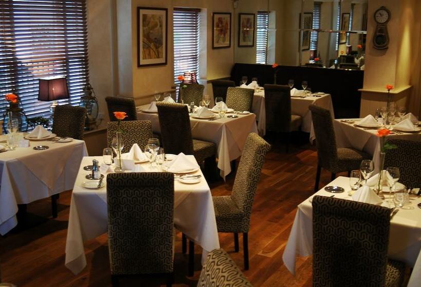 Отель Le Bouchon Brasserie &