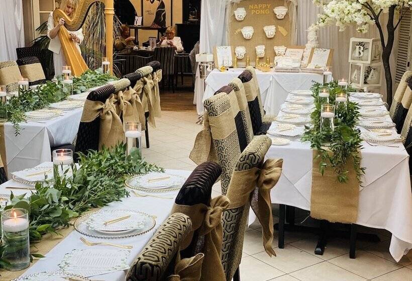 Отель Le Bouchon Brasserie &