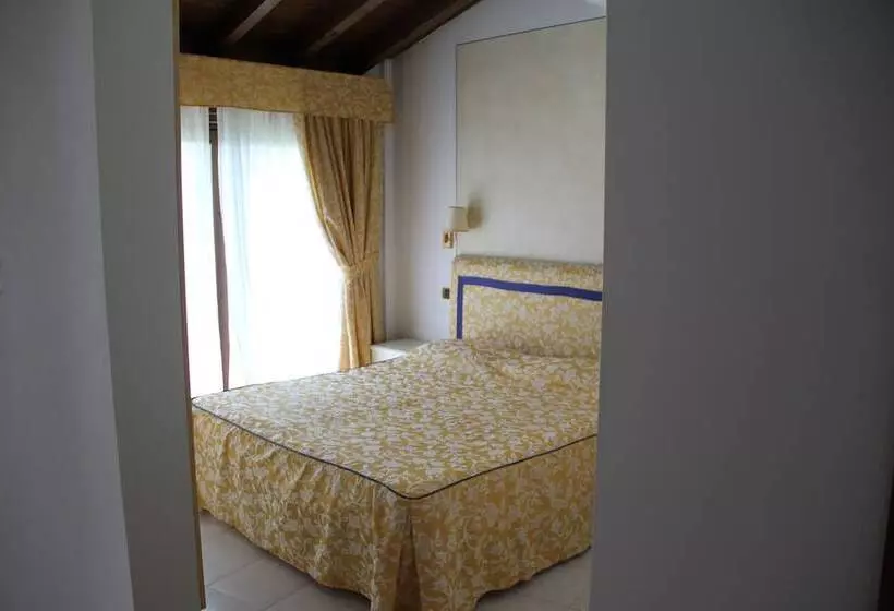 ホテル Le Corti Del Lago