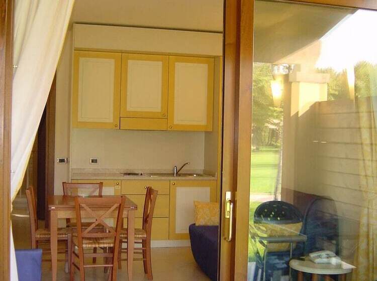 Отель Le Corti Del Lago