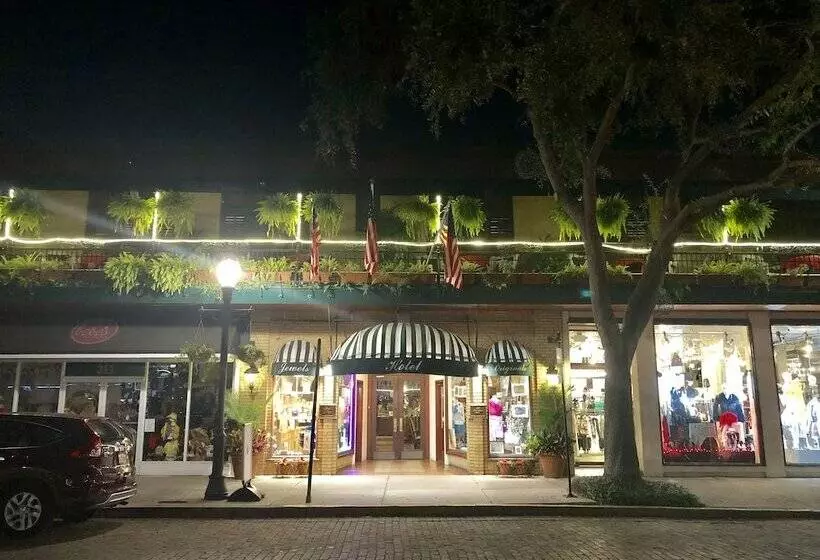 ホテル Park Plaza